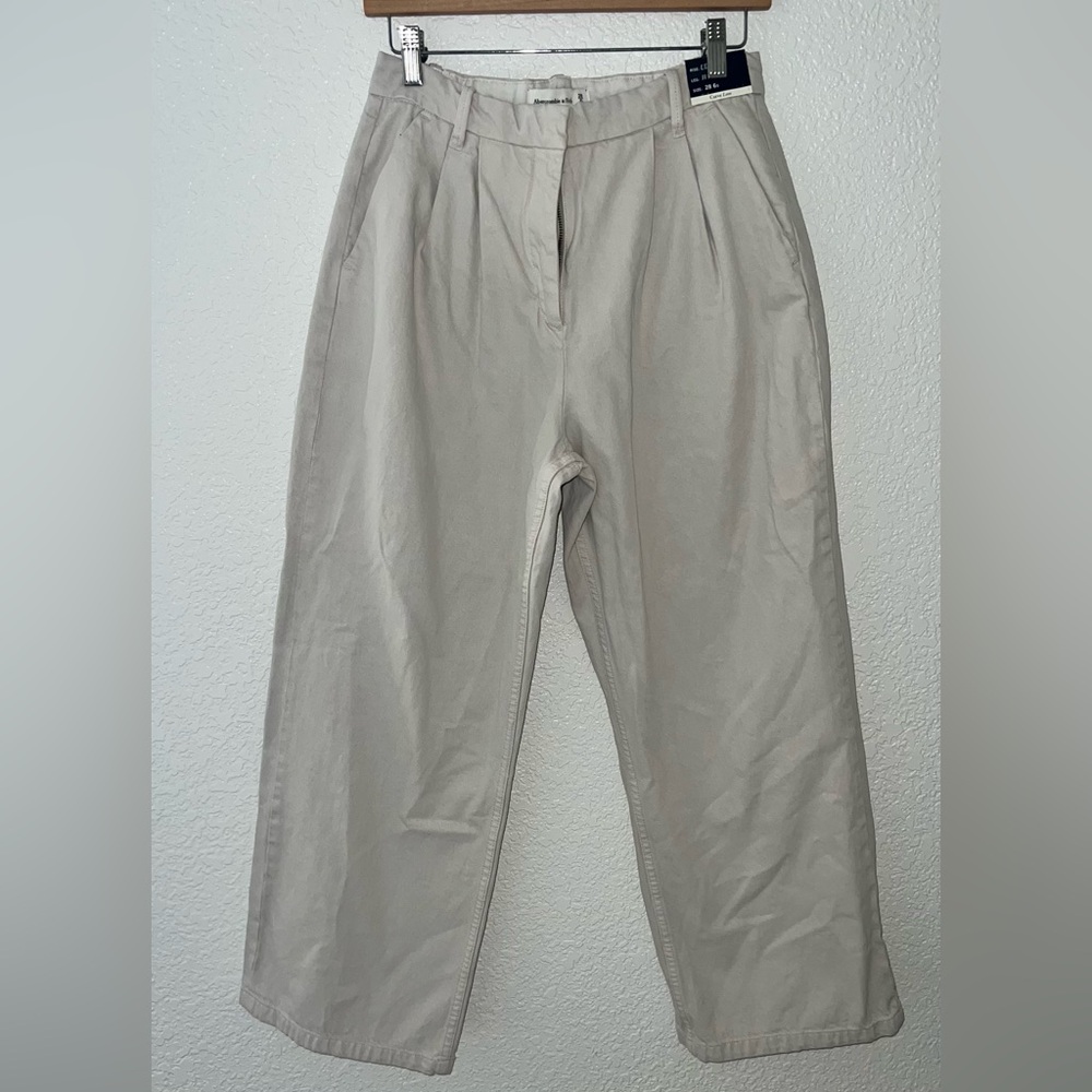 Abercrombie & Fitch Beige High-Waisted Pants